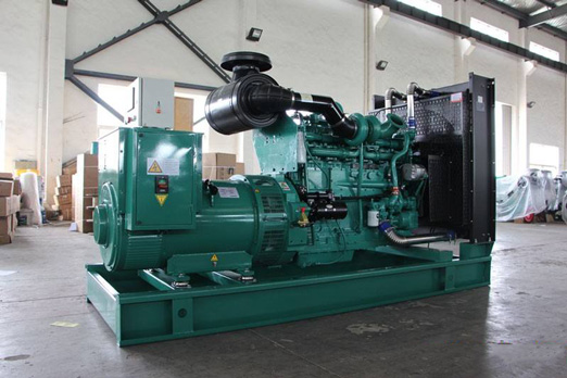 蒙自320kw康明斯柴油发电车出租组图片 蒙自320kw康明斯柴油发电车出租组图片